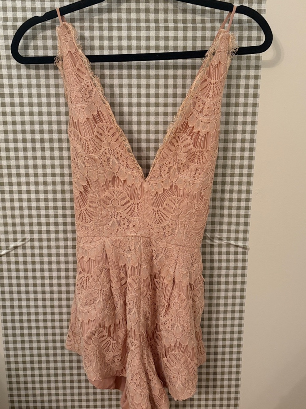 Stylestalker Lace V-Neck Romper in Blush